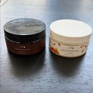100% Pure Cocoa Coffee and Honey Almond Scrub Duo
